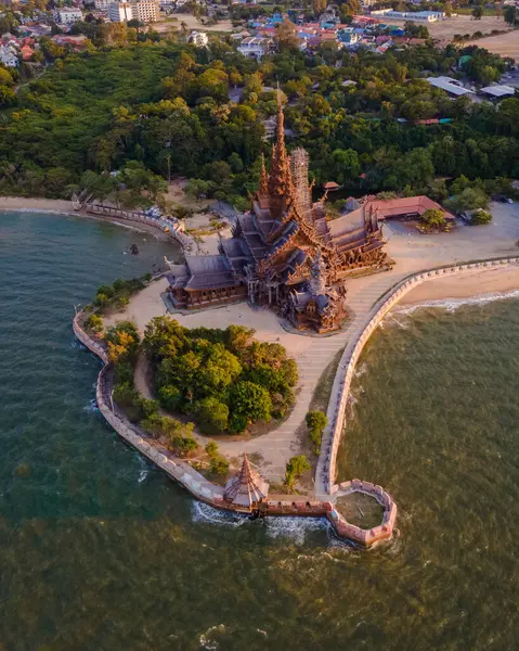 Sanctuary Truth Wooden Temple Pattaya Thailand Sunset Wooden Temple Beach — Stock Photo, Image