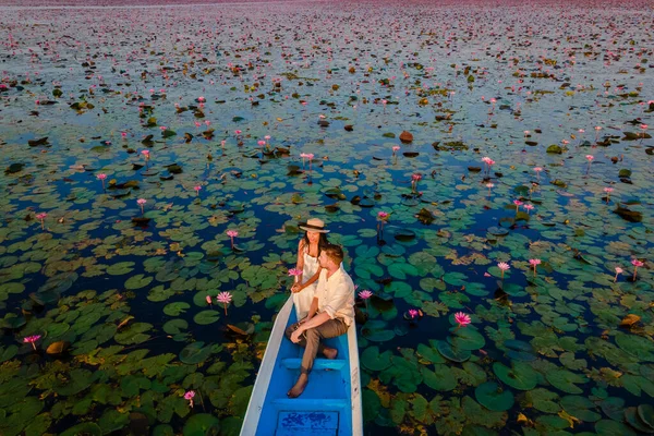 Kızıl Nilüfer Gölü Nong Harn Gölü Udon Thani Tayland Insansız — Stok fotoğraf