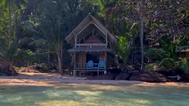 Cabaña Madera Bungalow Bambú Playa Koh Wai Island Trat Tailandia — Vídeo de stock