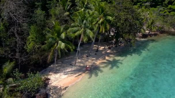 Koh Wai Island Trat Thailand Dřevěný Bambusový Domek Pláži Palmami — Stock video