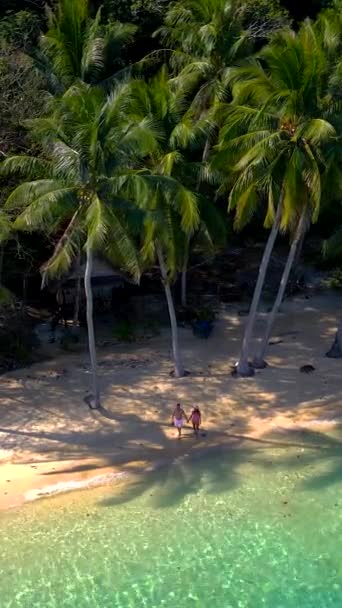 Koh Wai Island Trat Thajsko Bambusová Chata Bungalov Pláži Mladý — Stock video