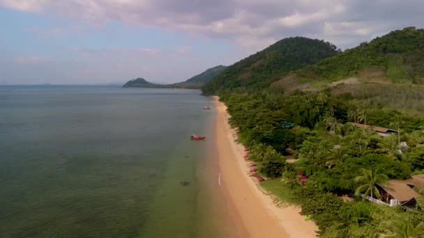 Koh Libong Island Νότια Ταϊλάνδη Ήρεμη Παραλία Κρυστάλλινα Νερά Στον — Αρχείο Βίντεο