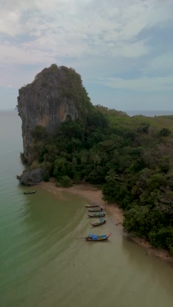 Praia Calma Com Barcos Cauda Longa Koh Libong Island Trang — Vídeo de Stock