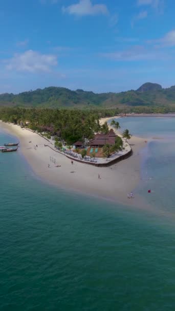 Drone Vista Aérea Cima Koh Muk Uma Ilha Tropical Com — Vídeo de Stock