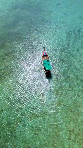 Drone Antenowy Widok Koh Kradan Tropikalna Wyspa Palmami Miękki Biały — Wideo stockowe