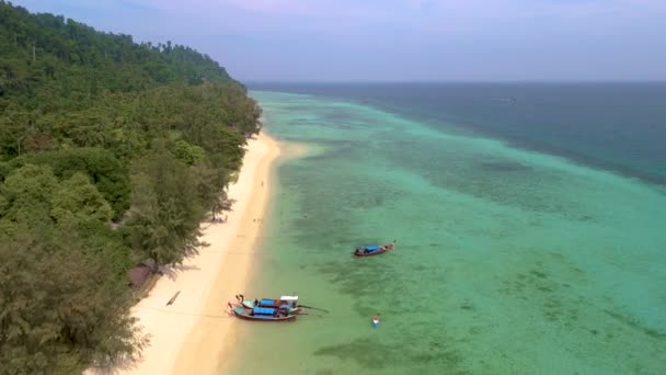 Longtail Boote Strand Von Koh Ngai Einer Tropischen Insel Mit — Stockvideo