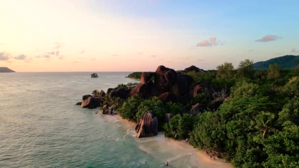 Anse Source Dargent Stranden Digue Island Seychellerna Drone Antenn Utsikt — Stockvideo