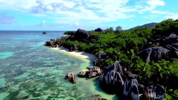 Anse Source Dargent Beach Digue Island Σεϋχέλλες Ζευγάρι Ανδρών Και — Αρχείο Βίντεο