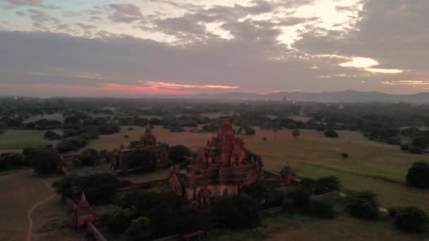 Баган Мьянма Беспилотник Видом Восход Солнца Храмами Старые Пагоды Историческом — стоковое видео