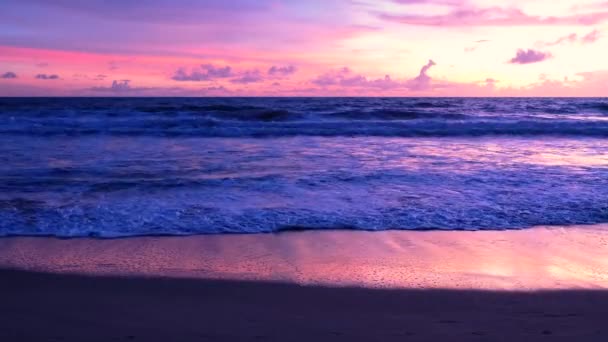 Zachód Słońca Nad Oceanem Phuket Tajlandia Piękny Zachód Słońca Różowymi — Wideo stockowe
