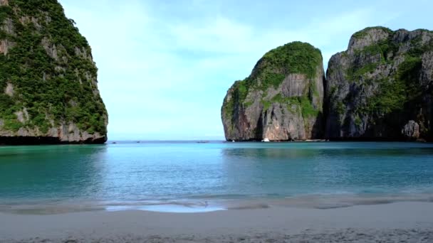 Maya Bay Koh Phi Phi Thailand Turkos Klart Vatten Thailand — Stockvideo