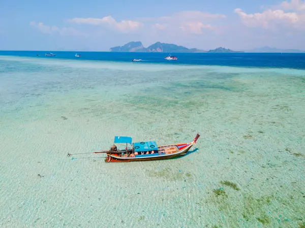 Barco Cauda Longa Turqouse Colorido Oceano Com Água Limpa Koh — Fotografia de Stock