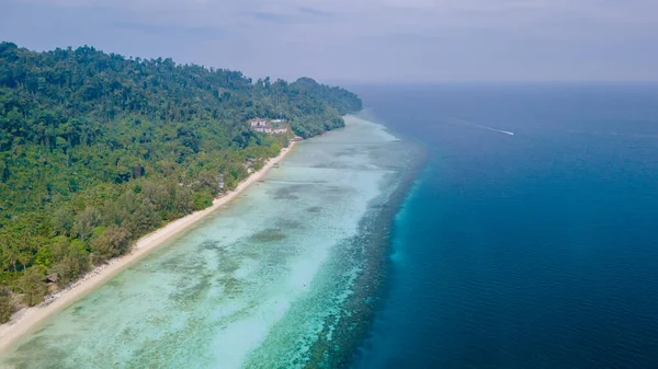 Drone Widok Lotu Ptaka Wyspie Koh Ngai Turkusowy Ocean Koh — Zdjęcie stockowe