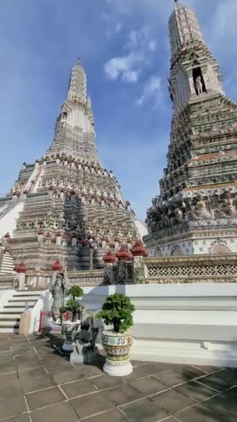 Wat Arun Temple Bangkok Solnedgången Thailand Buddhisttempel Wat Arun Gryningstemplet — Stockvideo