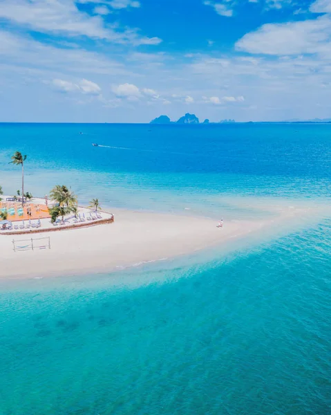 Drone Vista Aérea Koh Muk Una Isla Tropical Con Palmeras — Foto de Stock