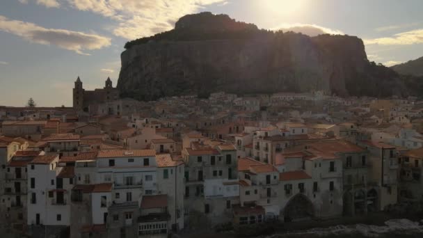Oude Stad Van Cefalu Bij Zonsondergang Middeleeuws Dorp Van Sicilië — Stockvideo