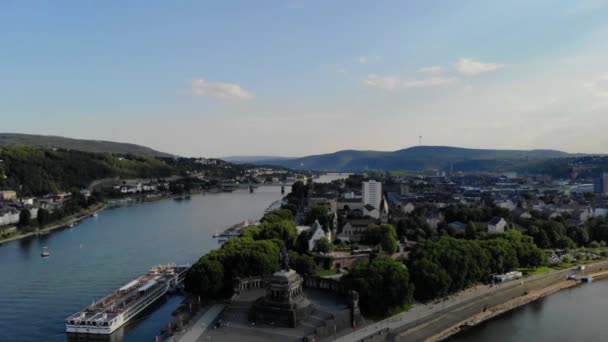 Deutsches Eck German Corner Headland Koblenz Mosel River Joins Rhine — Αρχείο Βίντεο