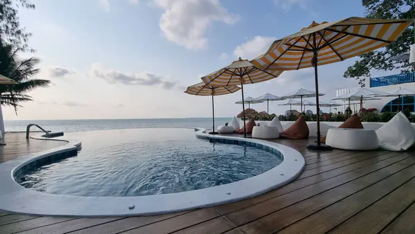 Bangsaray Pattaya Thailand February 2024 Luxurious Resort Style Swimming Pool — Stock Photo, Image