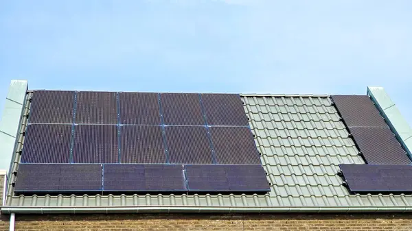 Newly Built Houses Black Solar Panels Roof Sunny Sky Close — Stock Photo, Image