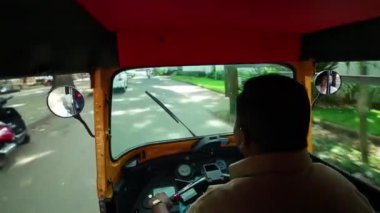 Mysore, Karnataka, Hindistan - 20 Eylül 2024: Mysore, Karnataka, Hindistan: İçeriden Görünüm.