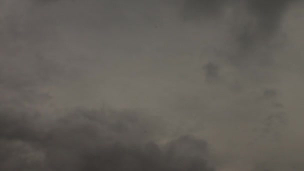 Nagyon Sötét Szürke Gördülő Nimbostratus Felhők Előtt Vihar Timelapse — Stock videók