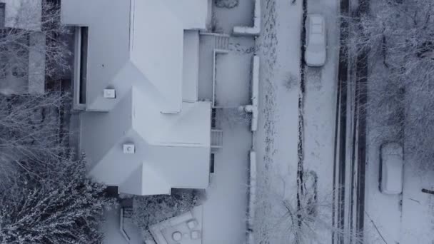 Вгорі Донизу Видніється Сніговий Покрив Дорога Припарковані Автомобілі Канаді — стокове відео