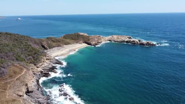 Watch Waves Crash Mexico Picturesque Beaches — Vídeos de Stock