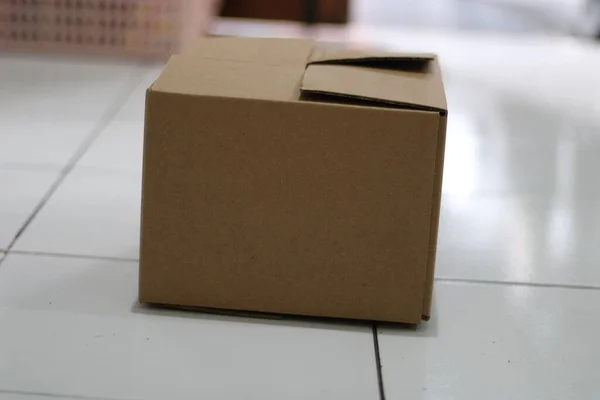 Photo Empty Brown Box — Stock Photo, Image