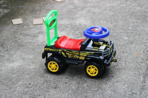 Πολύχρωμο Παιδικό Παιχνίδι Φορτηγό Φωτογραφία — Φωτογραφία Αρχείου