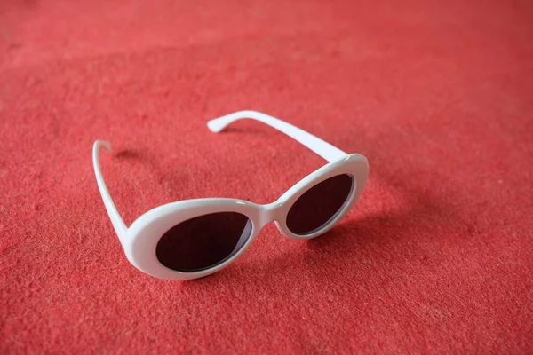 White Children Eyeglass Red Background — Stock Photo, Image