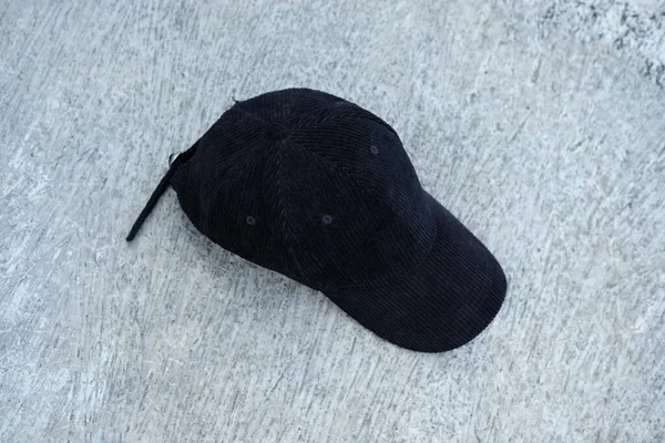 Black Hat Photo Floor — Stock Photo, Image
