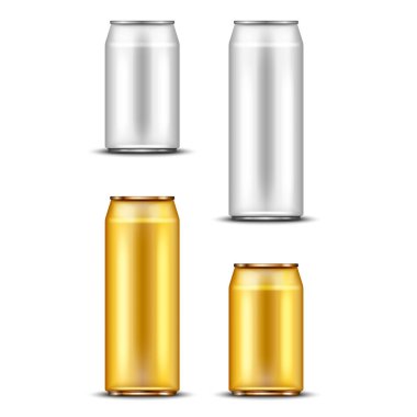 Beyaz zemin üzerinde izole edilmiş gümüş ve altın renkli boş alüminyum içecek kutuları, bira, soda, enerji içecekleri ve alkolsüz içecekler için 0.5 ve 0.33 beden, gerçekçi vektör ürün modelleme.