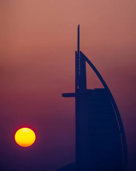 Sonnenaufgang Neben Dem Burj Arab Dubai — Stockfoto