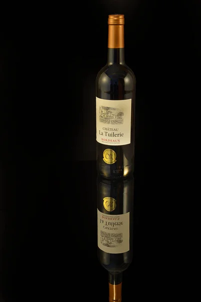 Μπουκάλι Γαλλικό Κόκκινο Κρασί Από Διάσημη Περιοχή Του Μπορντό Επεξηγηματικό Royalty Free Εικόνες Αρχείου