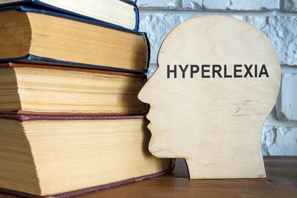 Sözcük Hiperleksisi Kitaplarla Dolu Tahta Bir Kafa — Stok fotoğraf
