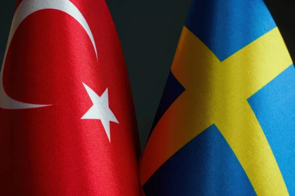 Розташування Прапорів Швеції Туреччини — стокове фото