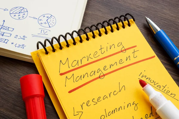 Marketing Management Nápis Otevřeném Notepadu — Stock fotografie