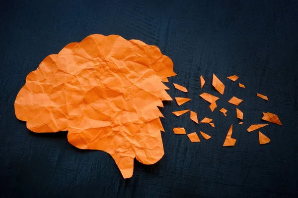 Cerebro Papel Con Pedazos Rotos Concepto Problemas Memoria Enfermedad Alzheimer —  Fotos de Stock