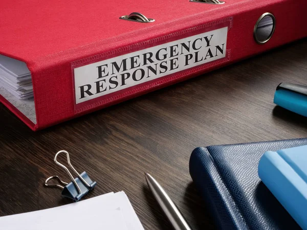 Red Folder Emergency Response Plan Desk — Stock Photo, Image
