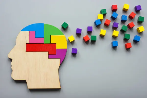 Neurodiversitätskonzept Kopf Aus Farbigen Puzzles Positivität Und Kreativität lizenzfreie Stockfotos