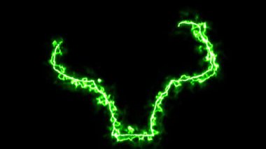 Düz siyah arkaplan üzerinde yeşil enerji etkisine sahip güçlü kişi sembolü