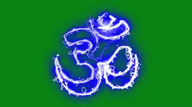 Hindu dini Om sembolü, yeşil ekran arka planında parlayan yıldırım enerjisi.