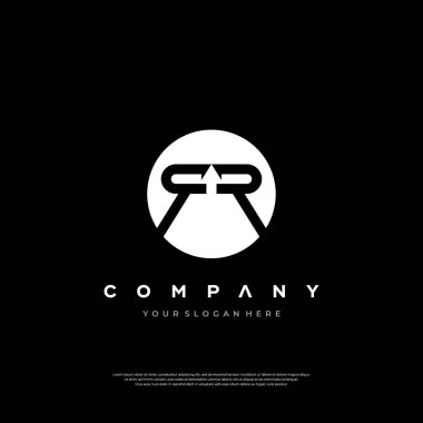 Parlak harf yansımalarını Radiant RR yansımaları koleksiyonuyla tecrübe et. Bu dinamik görseller yansıtıcı yüzeylerde R ve R harflerinin büyüleyici ve parlak olduğunu gösteriyor..