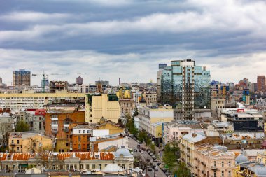 Kyiv, Ukrayna - 24 Nisan 2023: Kyiv sokakları