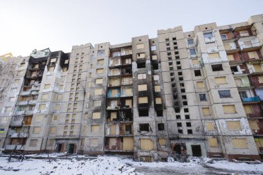 Rus ordusu tarafından bombalanan bir yerleşim yeri. Kyiv, Ukrayna. - 3 Ocak 2024