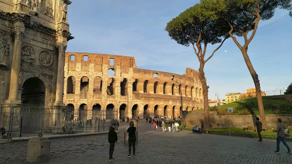 Roma Itália Abril 2023 Coliseu Anfiteatro Oval Centro Cidade Roma — Fotografia de Stock