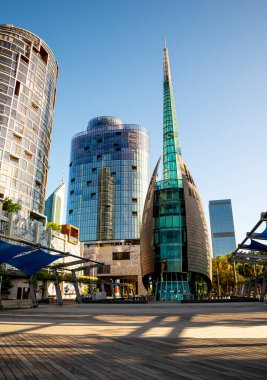 Çan Kulesi Modern Cam Binalar, Perth, Avustralya, Ocak 2020