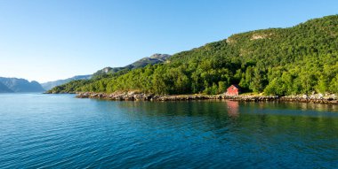 Lauvvik ve Oanes, Stavanger, Norveç, Temmuz 2018 Arasındaki Feribottan Sahne Görüntüsü