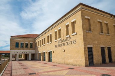 Zarif Taş Kent ve Resepsiyon Merkezi Sunny Day, Joondalup, Batı Avustralya, 4 Nisan 2020