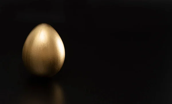 Счастливой Пасхи Золотые Яйца — стоковое фото